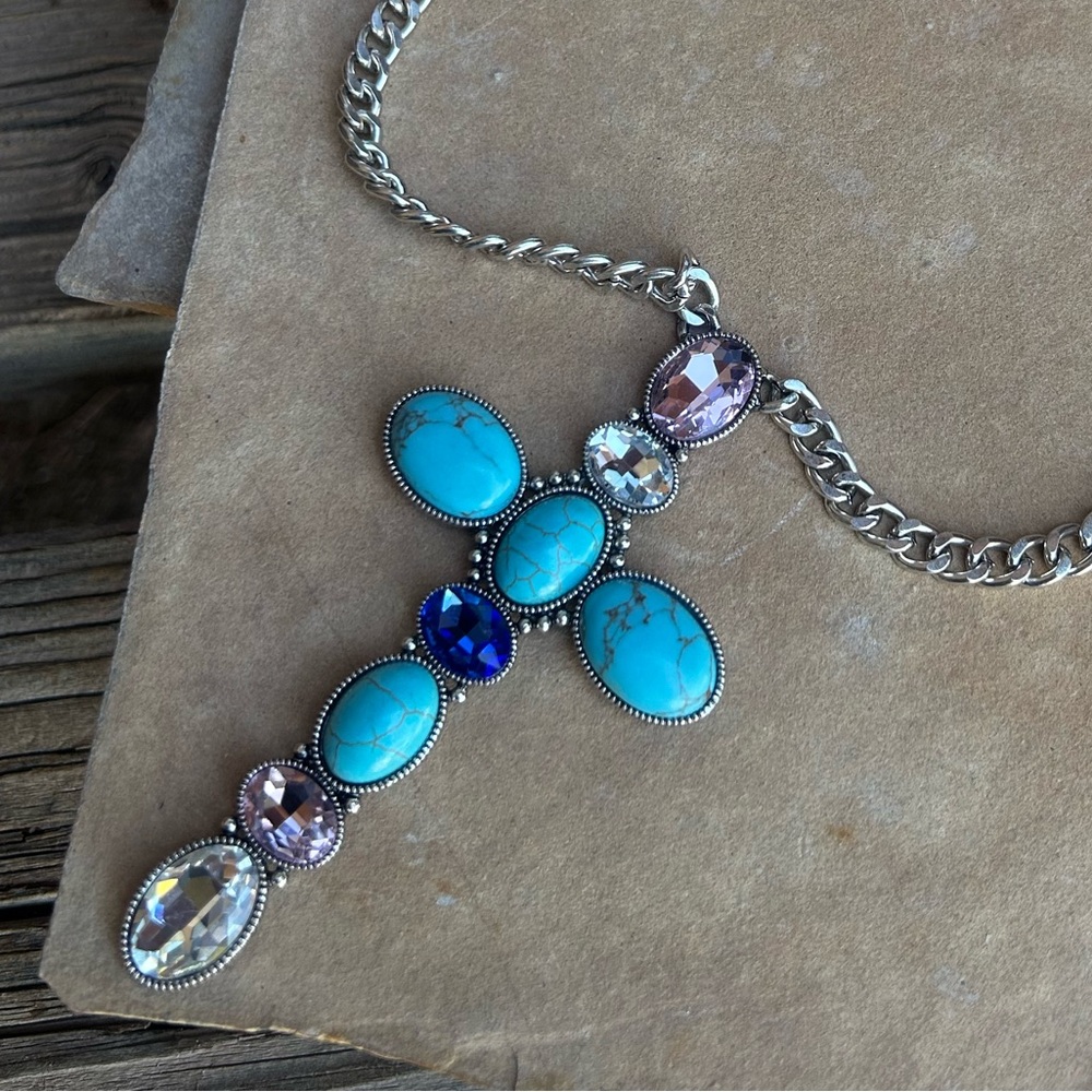 Cross Turquoise and Silver Pendant Necklace NWT - Picture 5 of 9